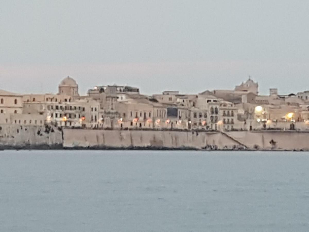 Artemide Syracuse